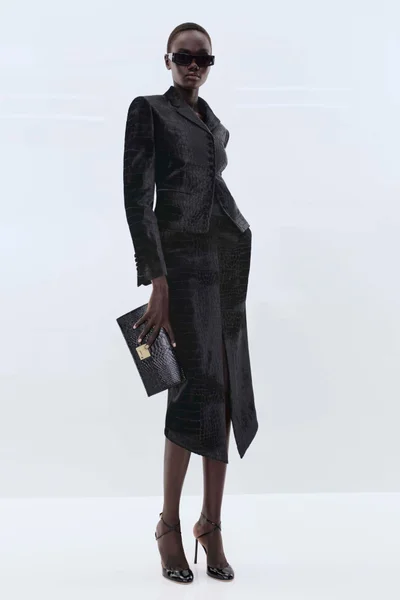 Look 50